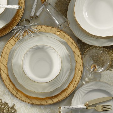 18-delni jedilni servis iz belega porcelana z zlatimi detajli