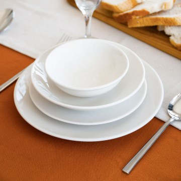 24-delni jedilni servis iz belega porcelana