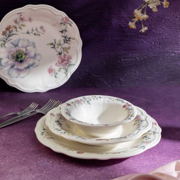 24-delni jedilni servis, večbarven, iz porcelana