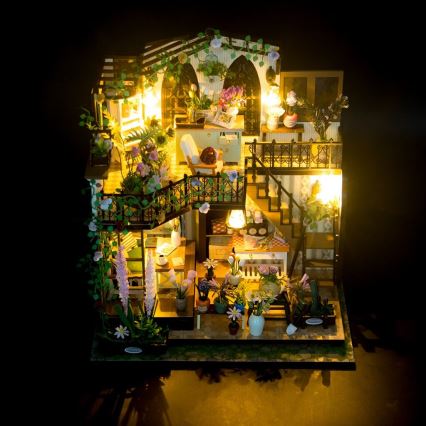 2Kids Toys - Miniatura hiške Darcyin cvetlični dom 2xAAA