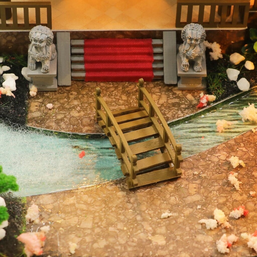 2Kids Igrače - Miniatura hiške Pravljinska vila 2xAAA