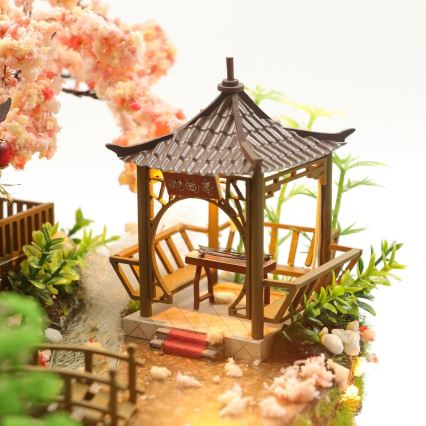 2Kids Igrače - Miniatura hiške Pravljinska vila 2xAAA