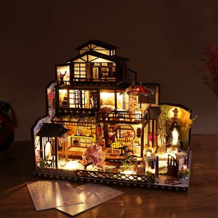 2Kids Igrače - Miniatura hiške Razkošna sakura vila 2xAAA