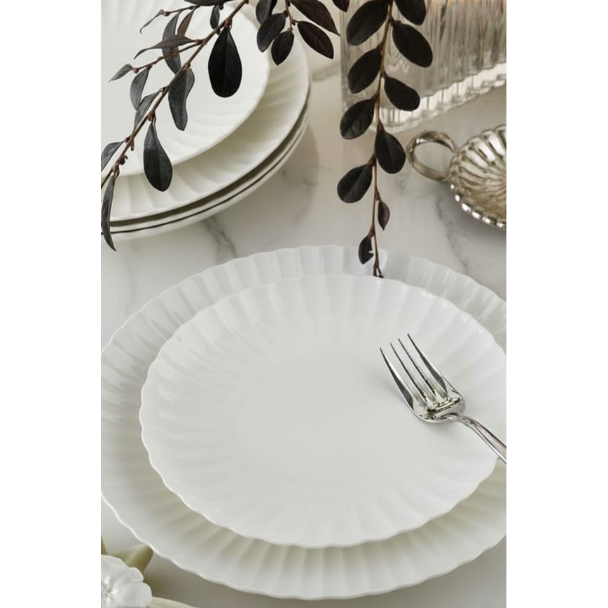 52-delni jedilni servis iz belega porcelana