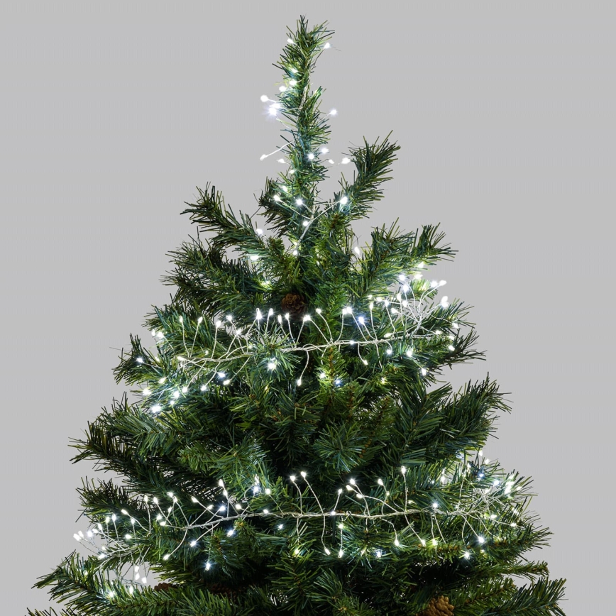 Aigostar - LED zunanja božična svetlobna veriga 300xLED/8 funkcij 3xAA 9,3m IP44 hladna bela