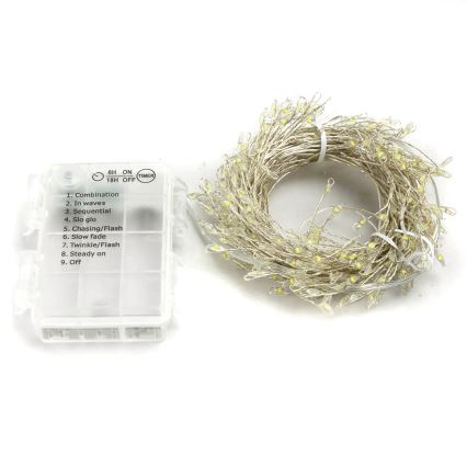 Aigostar - LED zunanja božična svetlobna veriga 300xLED/8 funkcij 3xAA 9,3m IP44 hladna bela