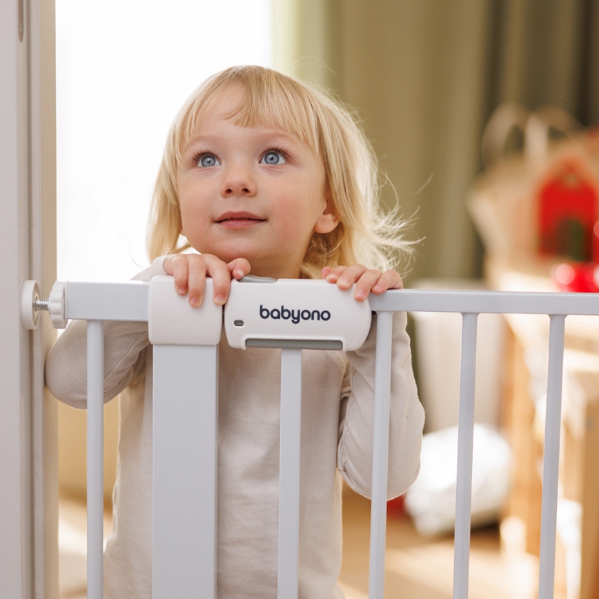 BabyOno - Otroška varnostna ograja 75-96 cm bela