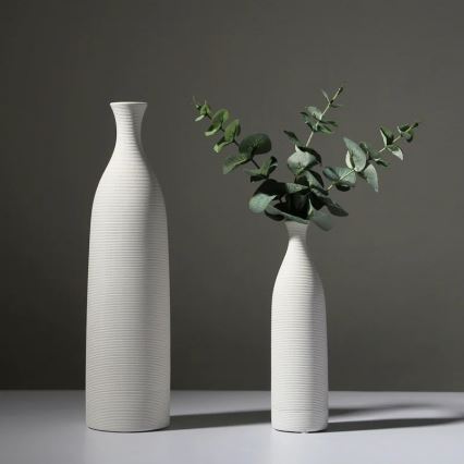 Bela keramična vaza, 25 cm