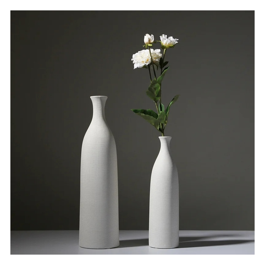 Bela keramična vaza, 25 cm
