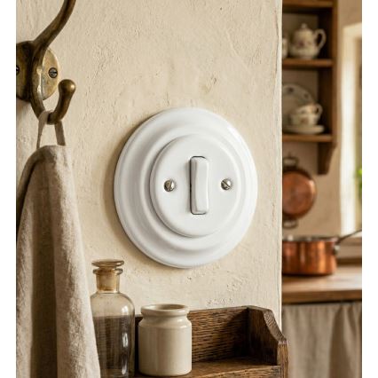 Bohemia-Design - Porcelanasto retro enopolno stikalo z okvirjem št. 6, belo