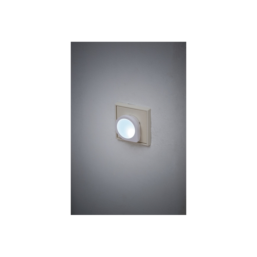 Brennenstuhl - LED Orientacijska svetilka v vtičnico s senzorjem LED/0,2W/230V