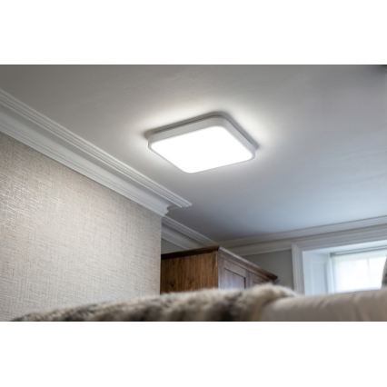 BRILAGI - LED kopalniško stropno svetilo s senzorjem ZENNA LED/24W/230V 34,5x34,5 cm IP44 bela + daljinski upravljalnik