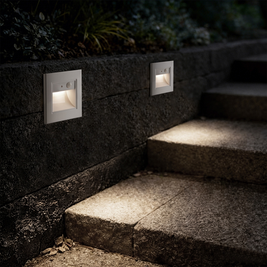Brilagi - LED stopniščno svetilo s senzorjem STEP LIGHT LED/1,5W/230V IP44 bela