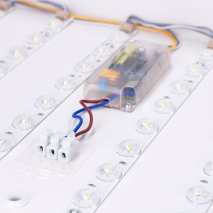 Brilagi - Zatemnjevalna LED stropna svetilka PILANA LED/60W/230V 3000-6500K hrast/črna 56x56 cm + daljinski upravljalnik