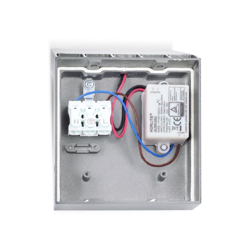 Brilagi - LED zunanja stenska svetilka s senzorjem RIANO LED/8W/230V srebrna IP65