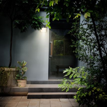 Brilagi - LED Zunanja stenska svetilka s senzorjem TERNI LED/12W/230V črna IP44
