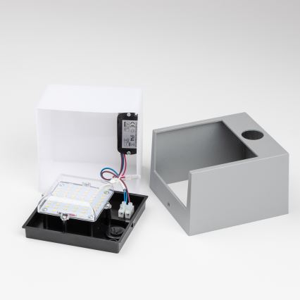 Brilagi - LED Zunanja stenska svetilka s senzorjem TERNI LED/12W/230V siva IP44