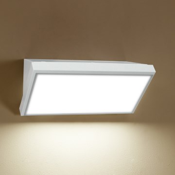 Brilagi - LED Zunanja stenska svetilka s senzorjem TRIANGLE LED/20W/230V bela IP65