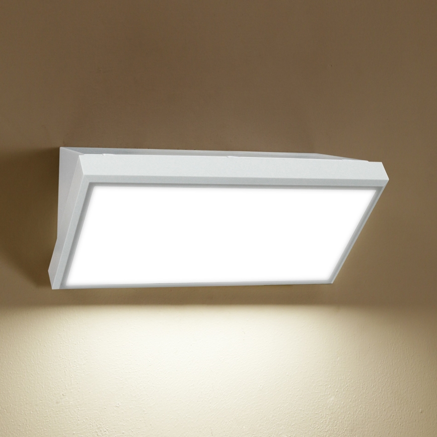 Brilagi - LED Zunanja stenska svetilka TRIANGLE LED/20W/230V bela IP65
