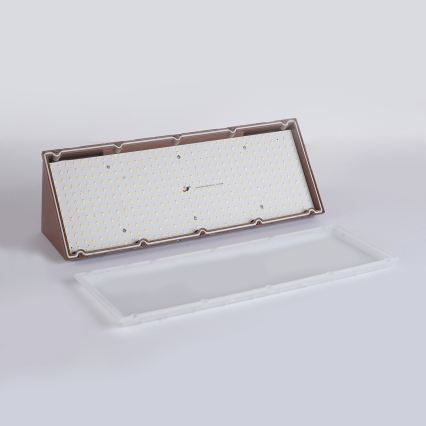 Brilagi - LED zunanja stenska svetilka TRIANGLE LED/42W/230V rjava IP65