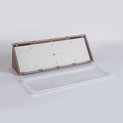 Brilagi - LED zunanje stensko svetilo TRIANGLE LED/42W/230V 3000/4000/6500K 45 cm rjava IP65