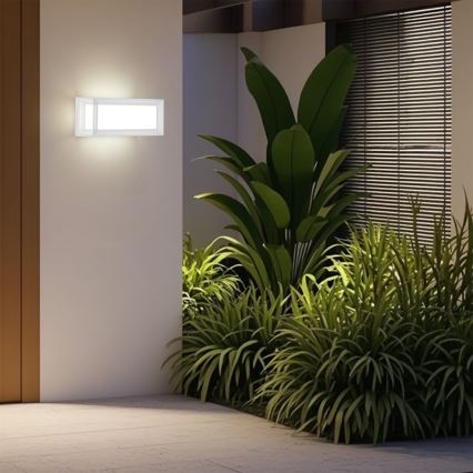 Brilagi - LED zunanja stenska svetilka s senzorjem PARKER LED/12W/230V bela IP44