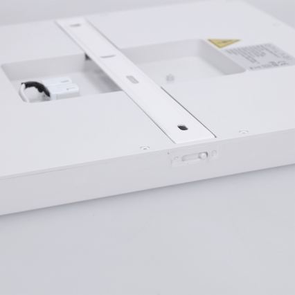 Brilagi - LED zatemnjiva stropna svetilka ESTELA SQUARE LED/36W/230V 3000-6500K 31x31 cm bela + daljinski upravljalnik