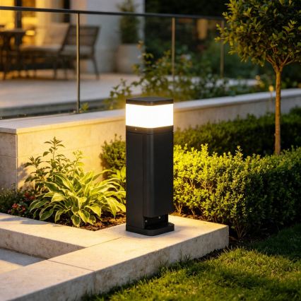 BRILAGI - Zunanja svetilka z 2 vtičnicama SCHUKO PILLAR 1xG9/11W/230V IP44 črna
