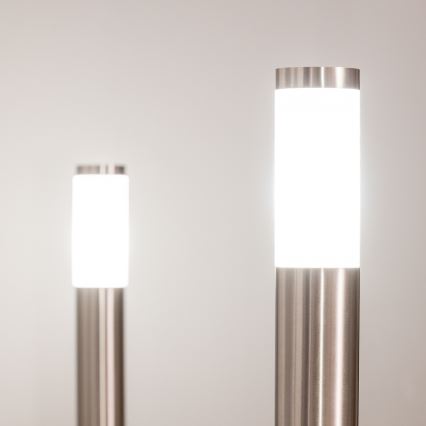 BRILAGI - Zunanja svetilka z vtičnico ELIA 1xE27/20W/230V IP44 50 cm matni krom