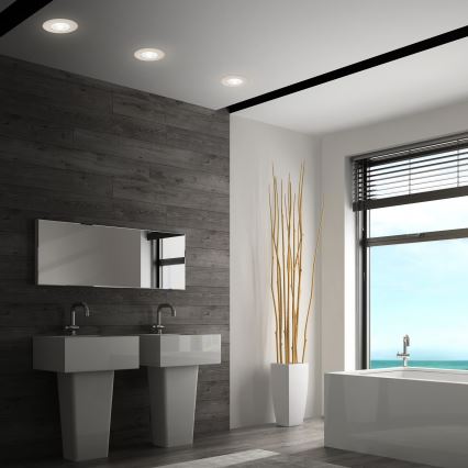 Briloner 7605032 - Komplet 3 vgradnih stropnih LED svetilk za kopalnico, 3xLED/4,9W/230V, 2700/4000/6500K, IP44, matiran krom