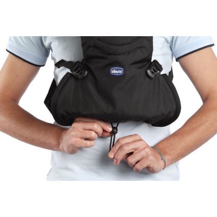 Chicco - Nahrbtnik za otroka EASY FIT črna