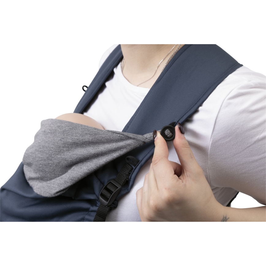 Chicco - Nahrbtnik za otroka SKIN FIT temno modra