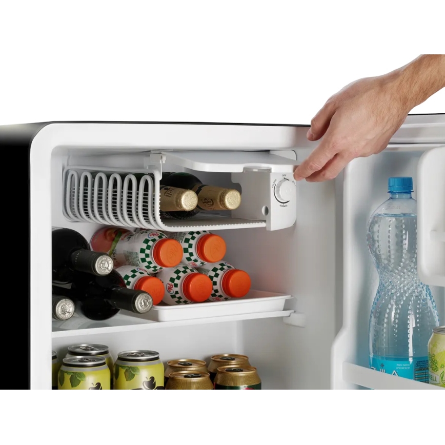 Concept LR2047bcN - Retro minibar 47 l črna