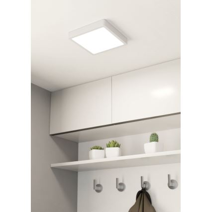 Eglo - Stropna LED svetilka za kopalnico LED/17W/230V IP44 bela 21x21 cm
