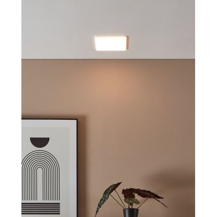 Eglo - LED Kopalniška stropna svetilka LED/11,5W/230V 15,5x15,5 cm IP65