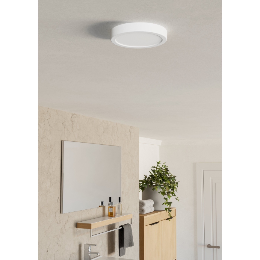 Eglo - LED stropna svetilka za kopalnico LED/7,5 W/230 V, premer 16,6 cm, IP44, bela