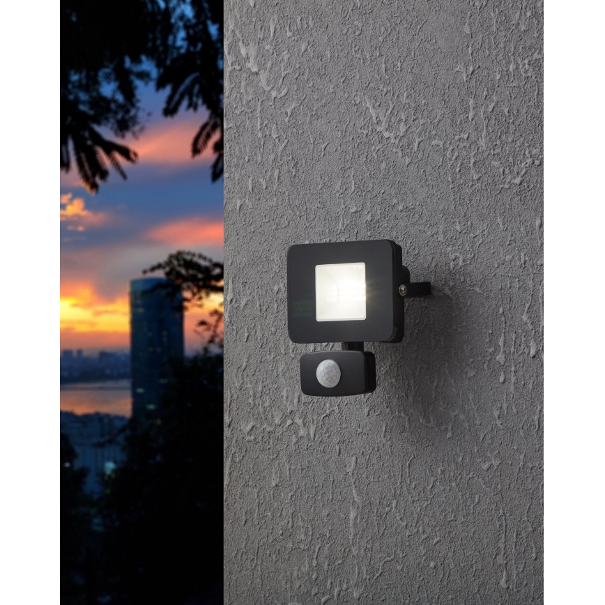 Eglo - LED Reflektor s senzorjem LED/10W/230V IP44