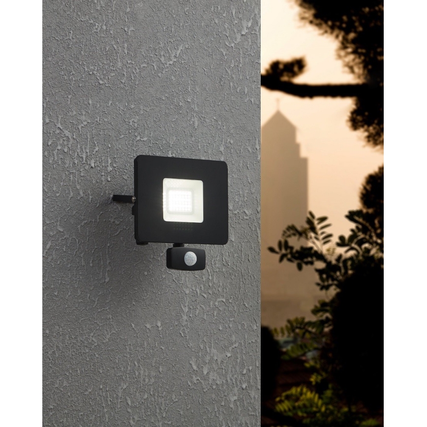 Eglo - LED Reflektor s senzorjem LED/30W/230V IP44