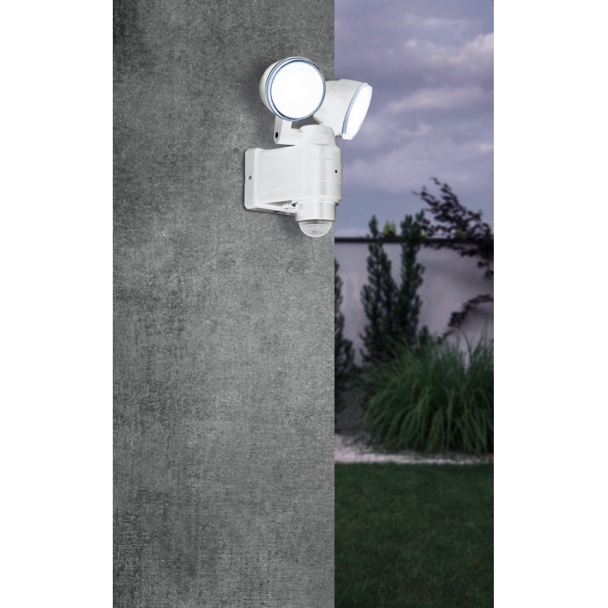 Eglo - LED zunanja svetilka s senzorjem 2xLED/4W/4xLR14 IP44