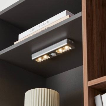 Eglo - LED Orientacijska svetilka s senzorjem 4xLED/3xAAA