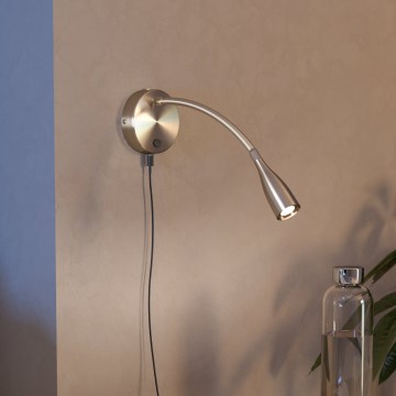 Eglo - LED Prilagodljiva stenska svetilka z USB LED/3,8W/230V mat krom