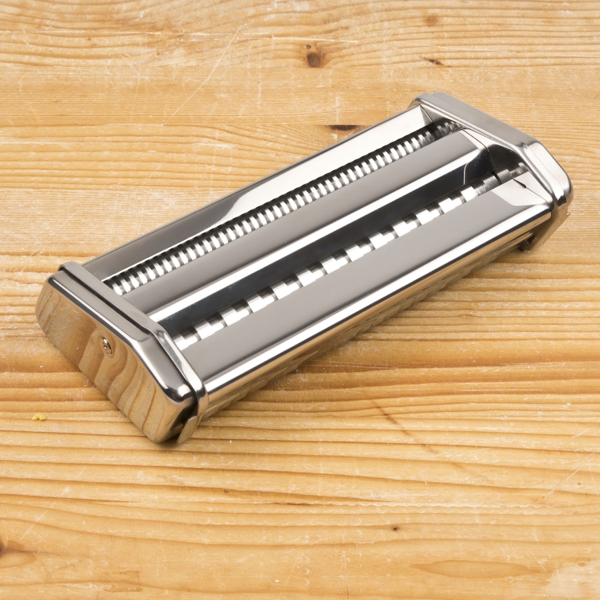 G3Ferrari G20121 - Profesionalen aparat za testenine, 90W/230V, nerjaveče jeklo