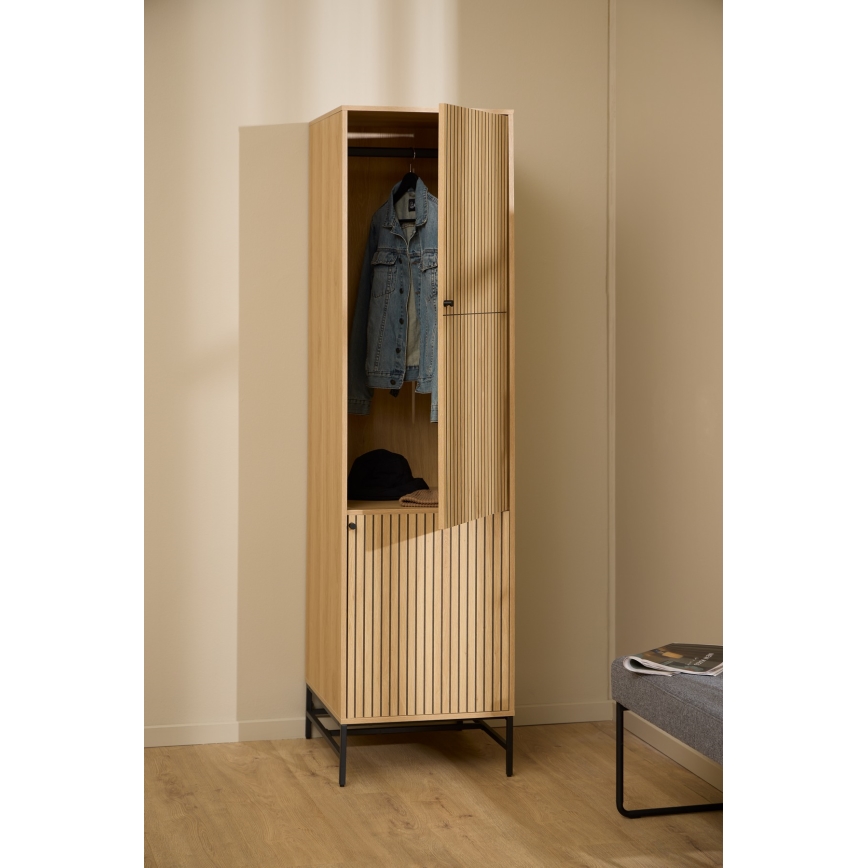 Garderobna omara OLIVIA 51x200 cm hrast