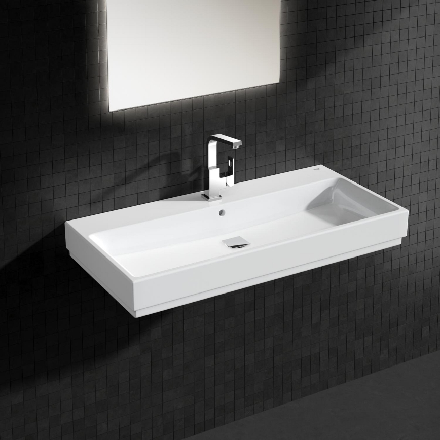 GROHE 2313500E - Pipa za umivalnik EUROCUBE velikost L visokosijajni krom