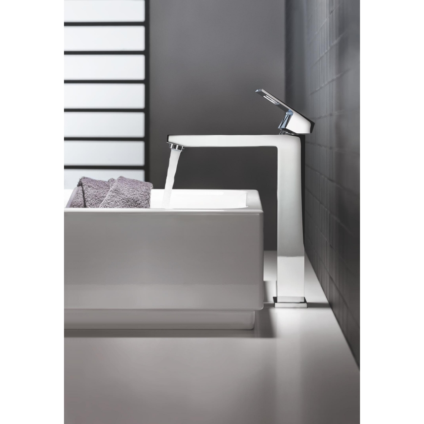 GROHE 23406000 - Armatura za umivalnik EUROCUBE velikost XL sijajni krom