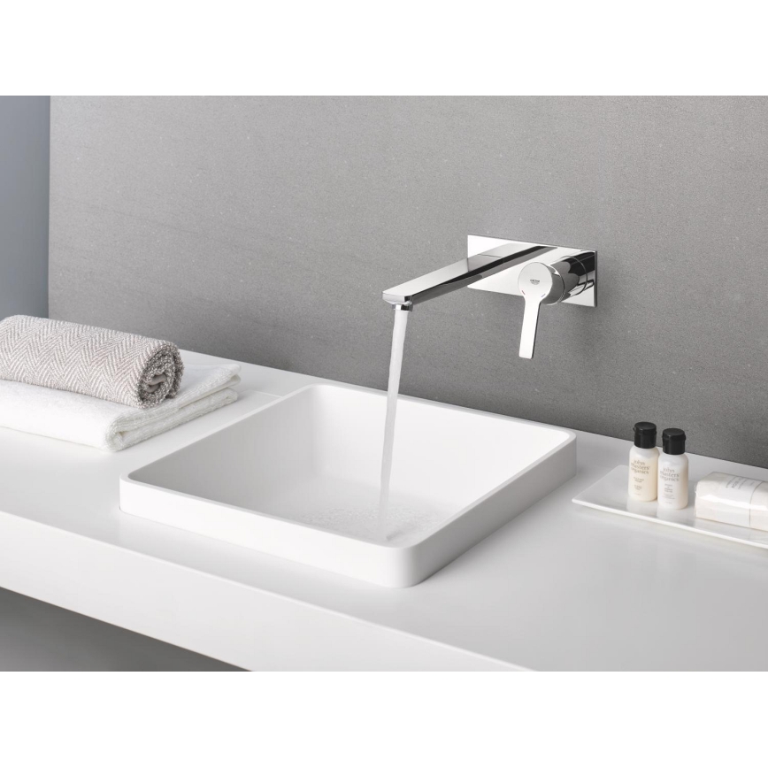 GROHE 23444001 - Umivalniška armatura LINEARE, 207 mm, visokosijajni krom, za montažo v dve odprtini