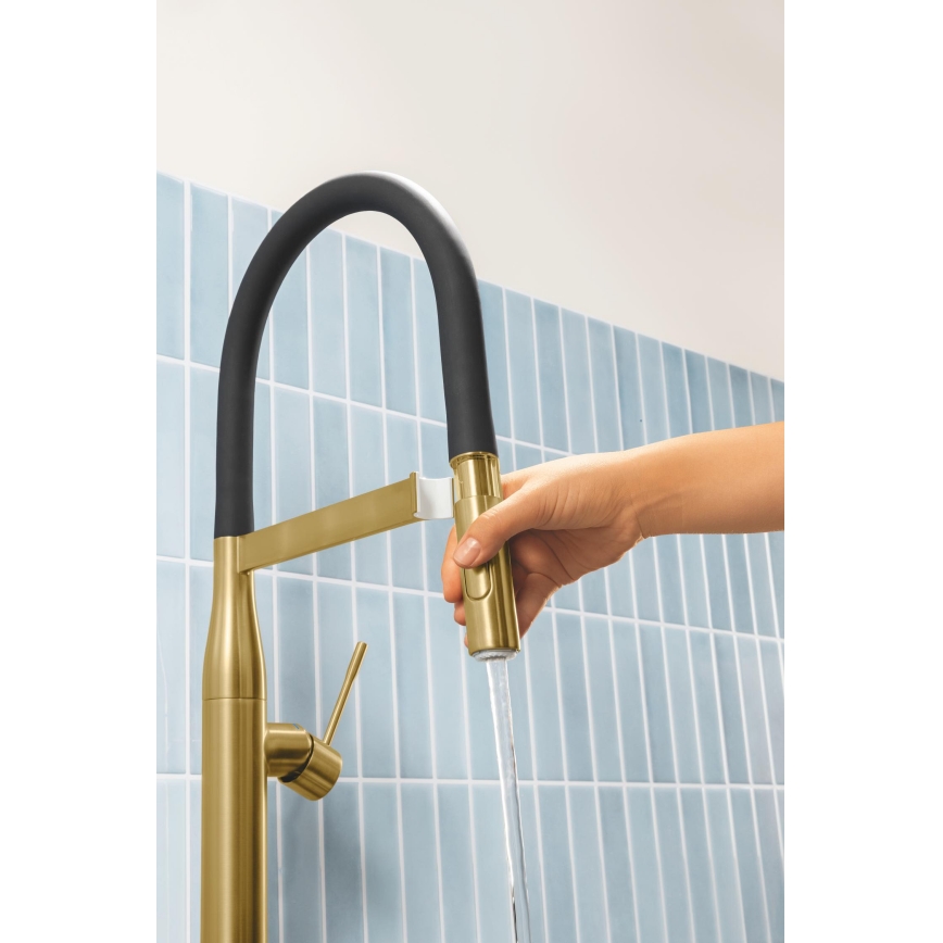 GROHE 30294GN0 - Kuhinjska armatura ESSENCE zlata