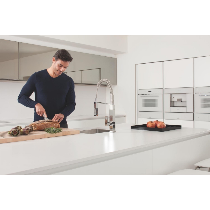 GROHE 31395000 - Kuhinjska armatura EUROCUBE 547 mm, sijajni krom