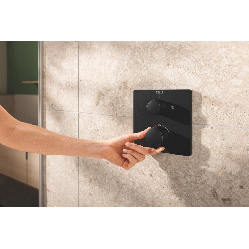 GROHE 348822430 - Tušni komplet PRECISION 250 × 250 mm, črne barve