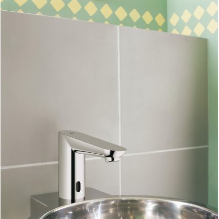 GROHE 36269000 - Električna pipa za umivalnik EUROECO COSMOPOLITAN E 107 mm krom